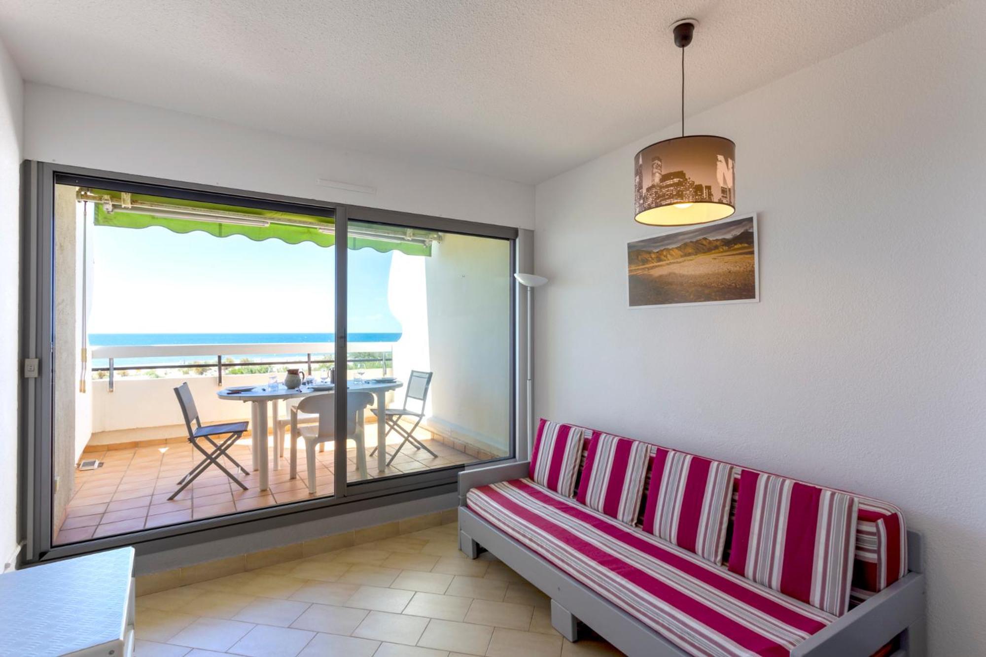 Chez Fabienne - Superbe Appartement Avec Vue Sur La Mer Et Parking 라그랑모트 외부 사진