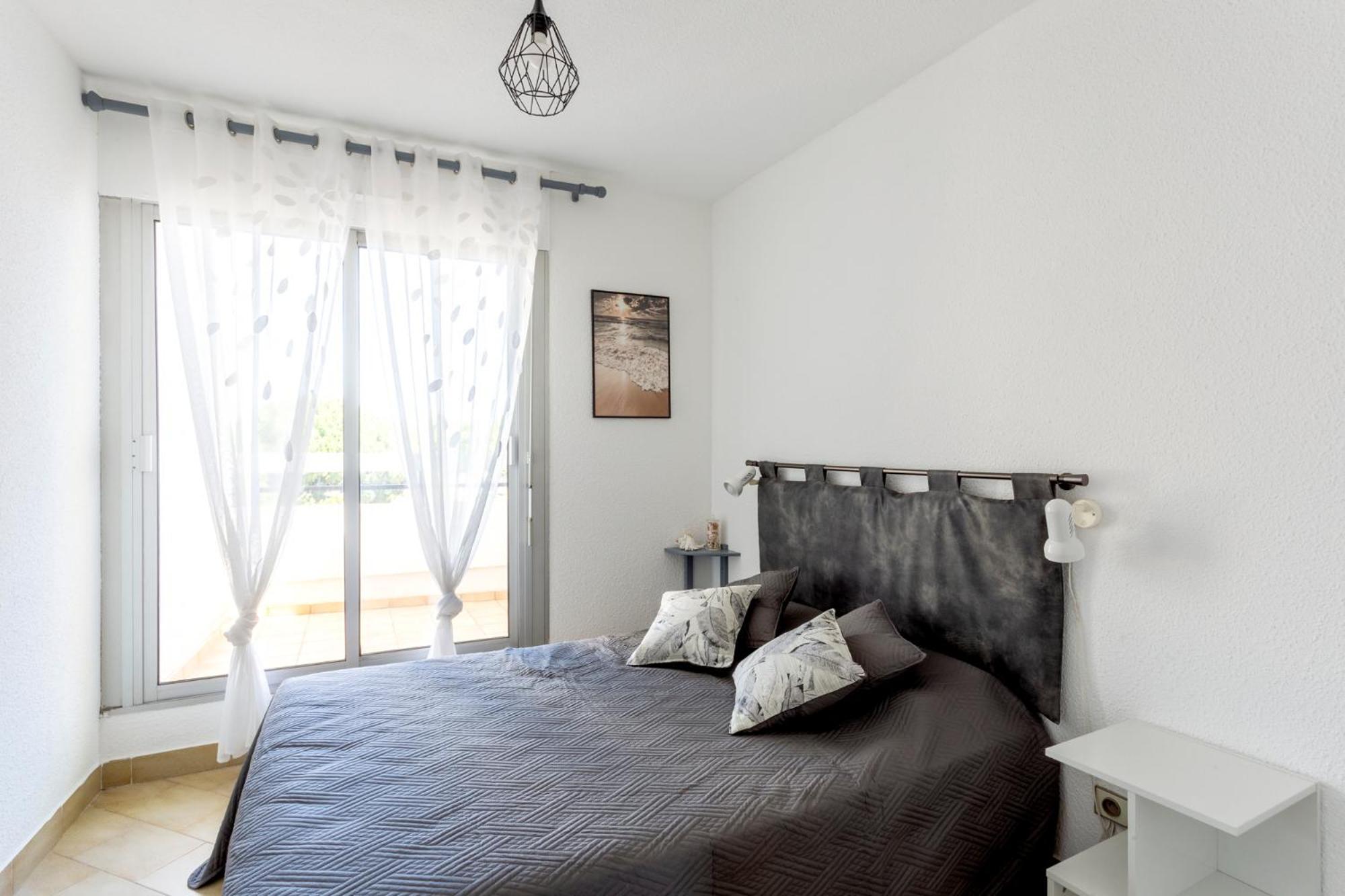 Chez Fabienne - Superbe Appartement Avec Vue Sur La Mer Et Parking 라그랑모트 외부 사진